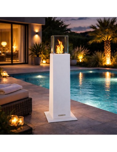 Lanterna a bioetanolo da giardino Capri Bianco H 110 cm – ambientazione – Divina Fire