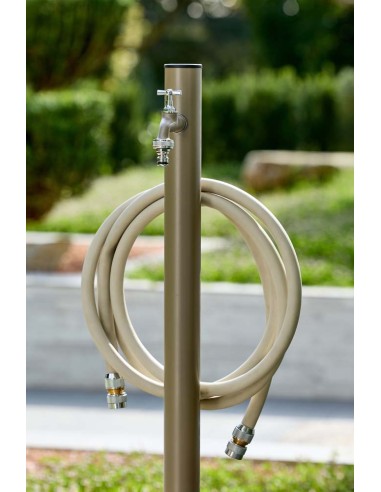 Colonnina acqua tonda per giardino Loop | Colortap